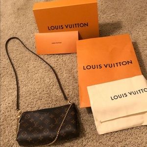 Louis Vuitton Pallas Clutch